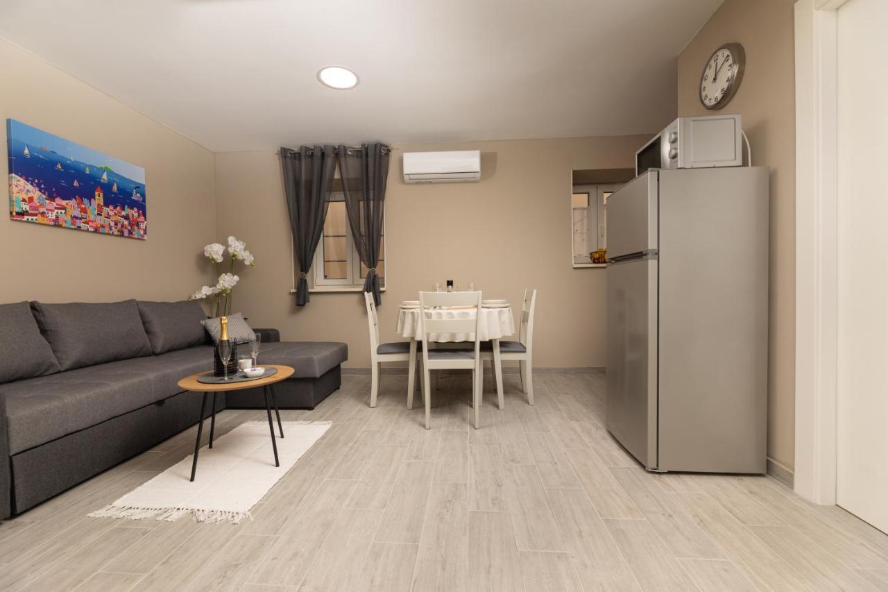 Apartments Neptun Baška Extérieur photo